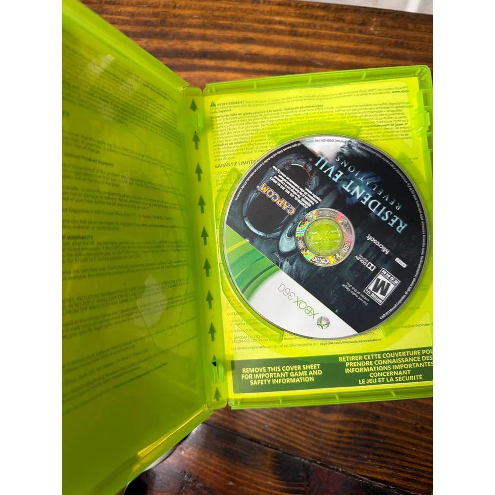 Microsoft Xbox 360 S Console Model 1439 Bundle 3 Controllers 2 Games Untested